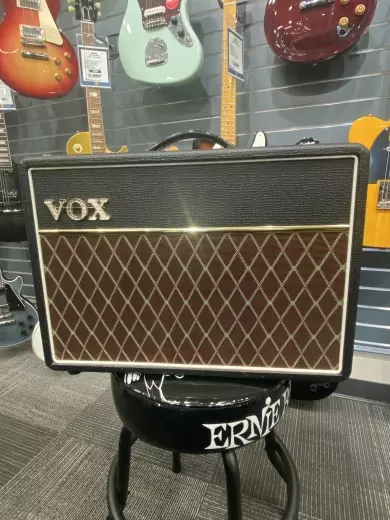 Store Special Product - Vox - AC10C1
